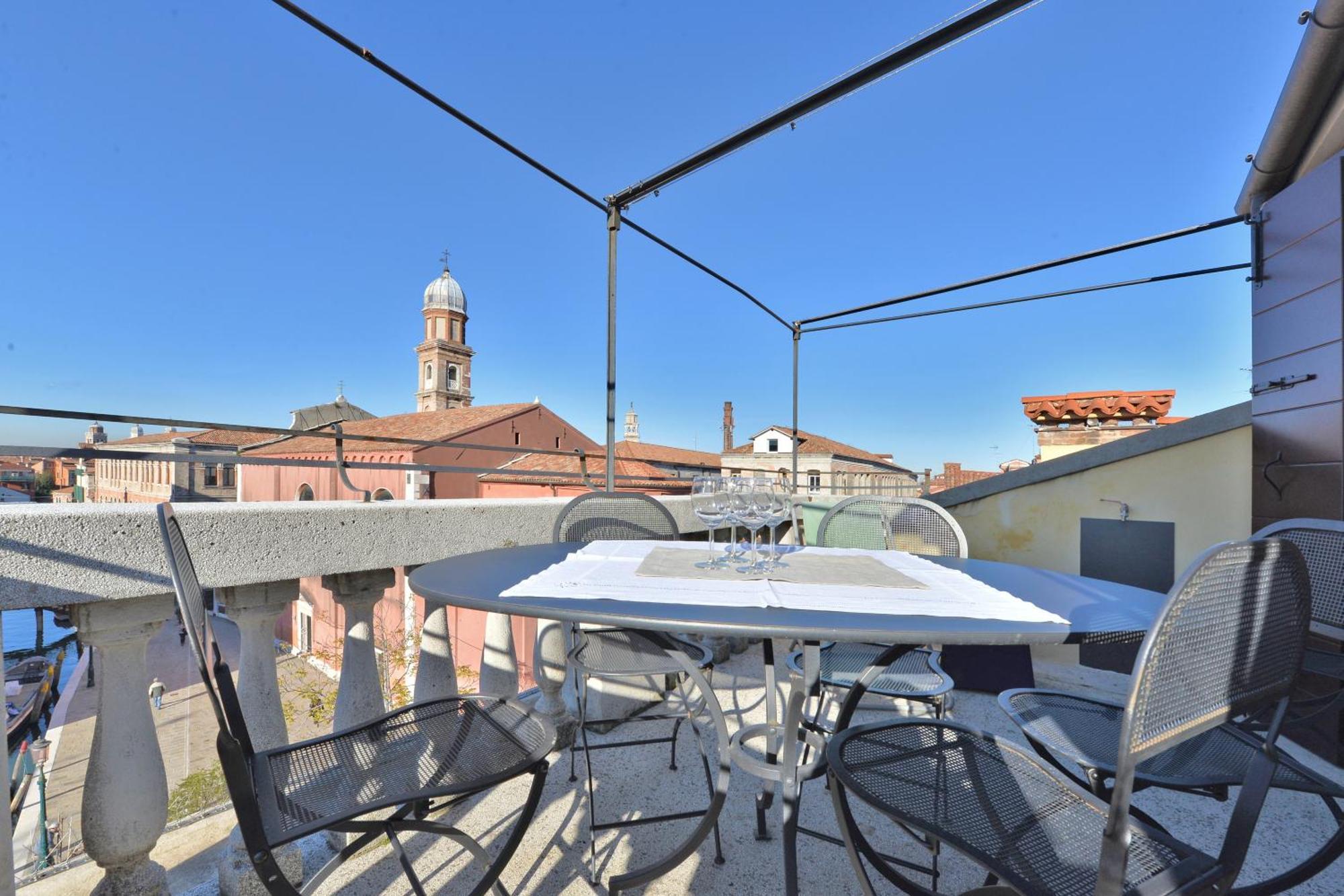 Venice Homes & Holidays Luaran gambar