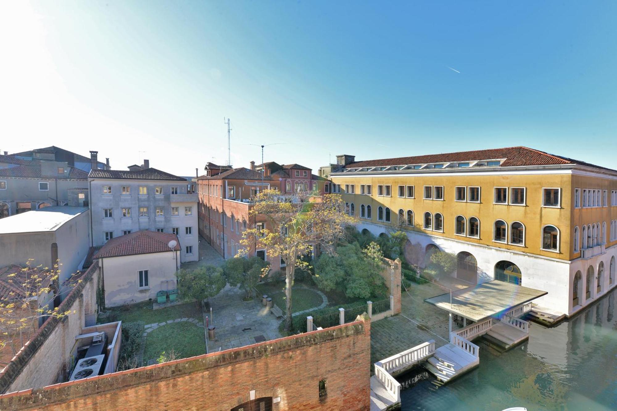 Venice Homes & Holidays Bilik gambar