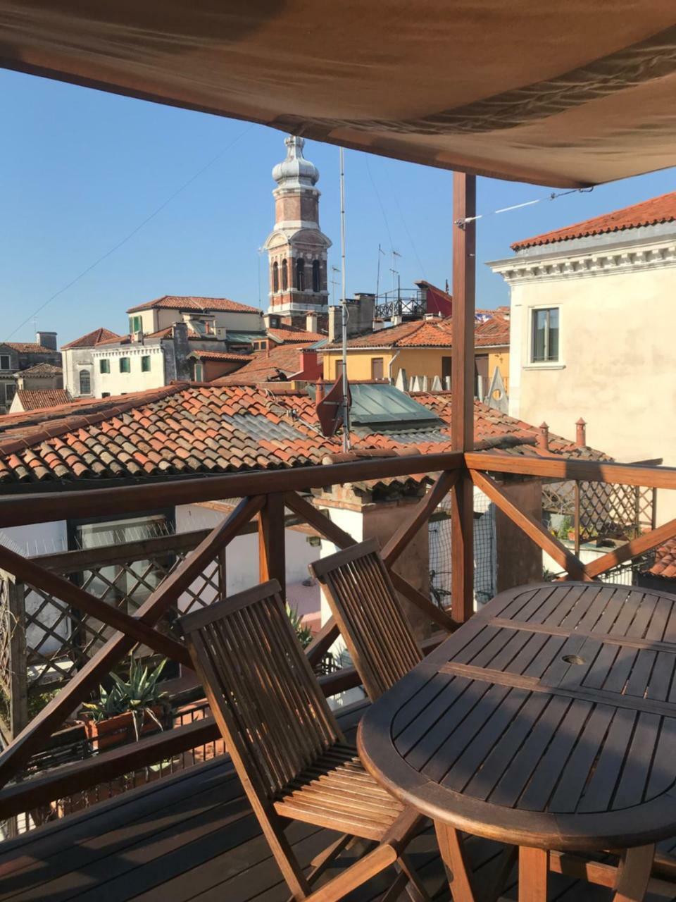 Venice Homes & Holidays Luaran gambar